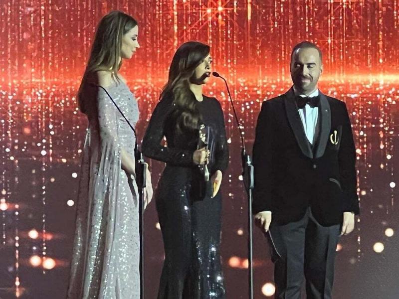 بلقیس و عایشه در اختتامیه جام‌جهانی قطر!