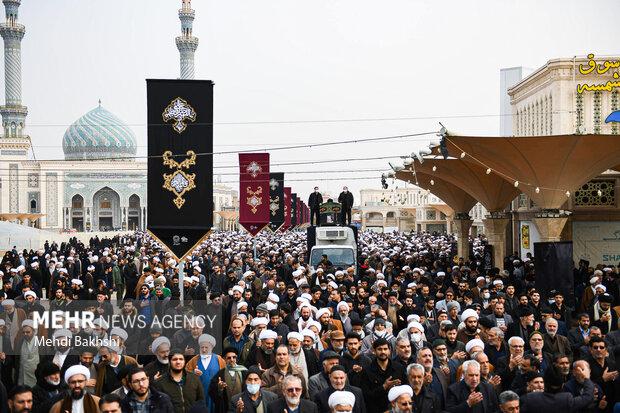 مراسم تشییع  پیکر «آیت الله روحانی» در قم برگزار شد