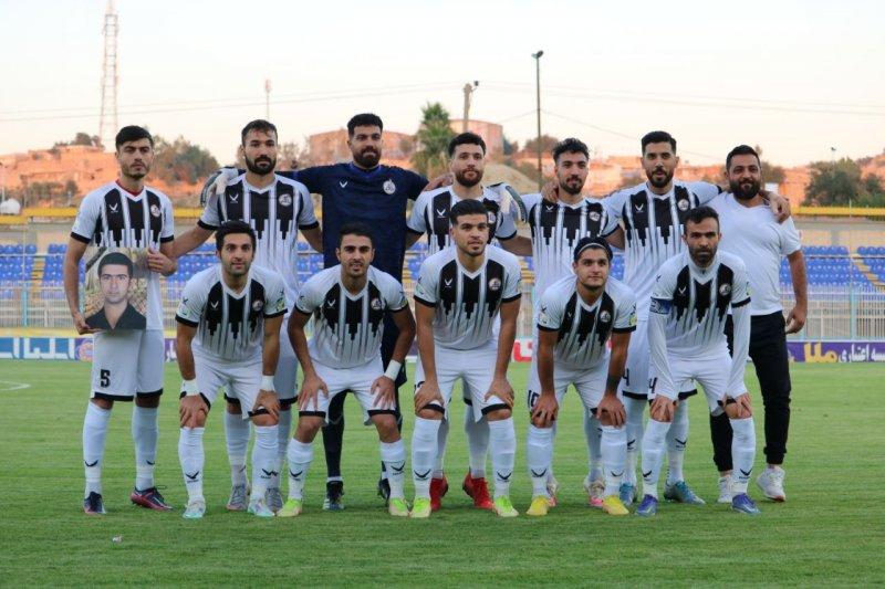 چهار گل برای فتح دربی؛ / فولاد ۴- نفت‌ ام‌آی‌اس ۱: پرواز پولادین با قالیچه سلیمان!