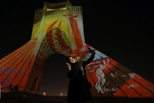 بازگشت روشنایی به برج آزادی / تلاش برای گشایش زیرگذر تقاطع بزرگراه شهید همدانی با بلوار کوهک