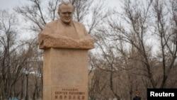 تلاش روسیه برای تحریف ملیت دانشمند شوروی سابق