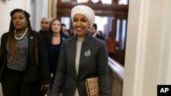 اخراج عضو دموکرات و مسلمان کنگره  از کمیته روابط خارجی مجلس نمایندگان؛ نگاهی به مواضع و سابقه ایلهان عمر