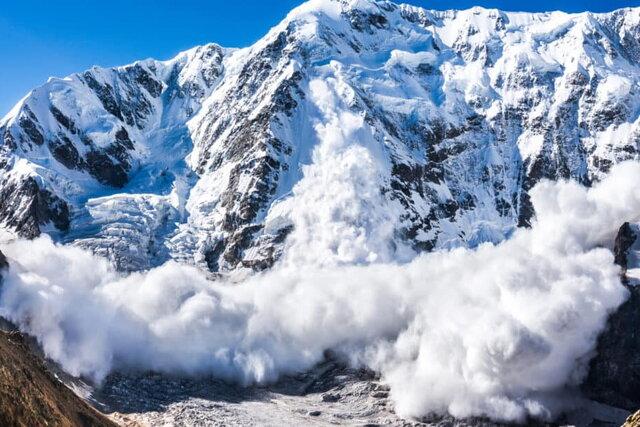 جسد کوهنورد مفقود شده در کوه‌های کرکس نطنز پیدا شد