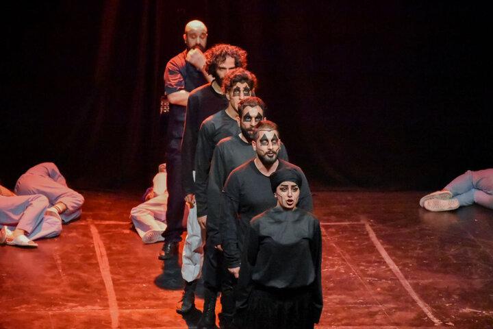 پذیرش ماهیت مرگ با «انتظار در برزخ»/ ماجرای جزیره‌ای که سوراخ شد