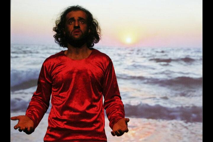 «سیاه و غزال» با سرمایه شخصی تولید شد/باید برای بودجه التماس کنیم