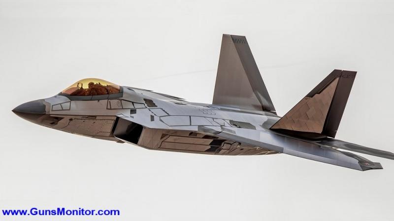 زامبی آمریکایی در آسمان/ ماجرای این پوشش مرموز چیست؟ (+عکس)