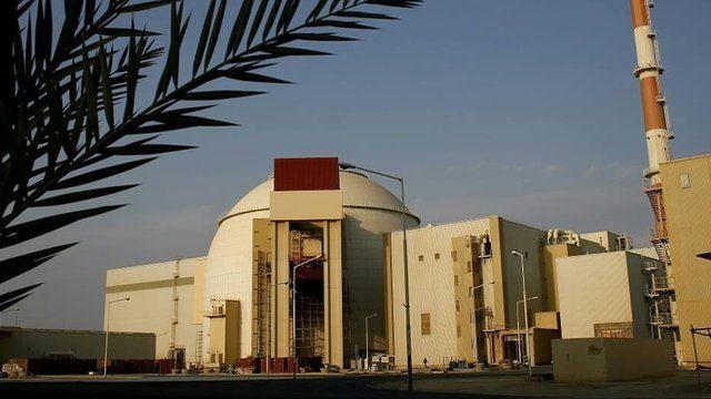 وزیر اقتصاد ایران از آمادگی برای گسترش همکاری «صلح‌آمیز» هسته‌ای با روسیه خبر داد