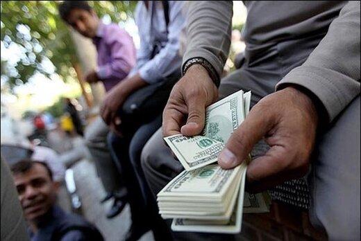 اسفند بدترین ماه دلاری ایران