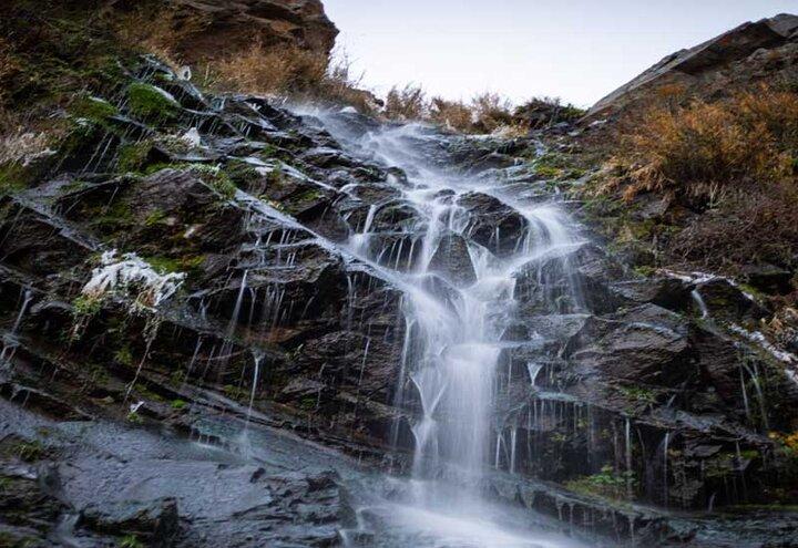 «سردابه» سرزمین آبگرم و آبشار با طبیعت بکر میزبان گردشگران