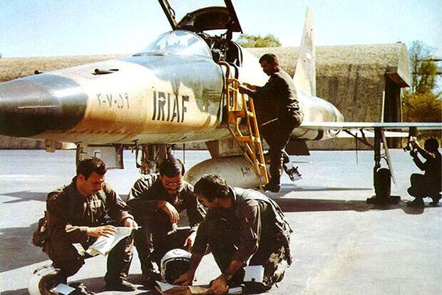 خلبان ایرانی که عراقی‌ها فراری‌اش دادند!/ قهرمان در عملیات فریب