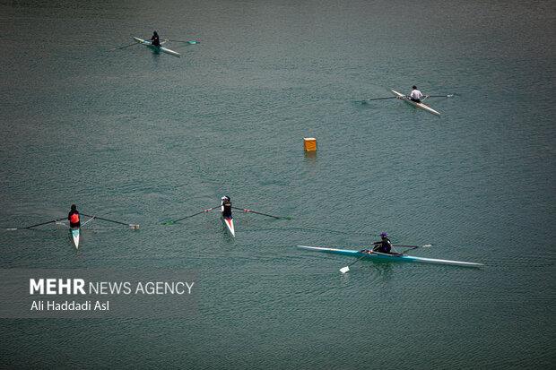 دانشگاه آزاد قهرمان لیگ روئینگ زنان ایران شد