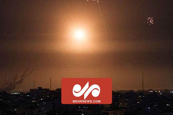 لحظه شلیک راکت ها از غزه به سرزمین های اشغالی