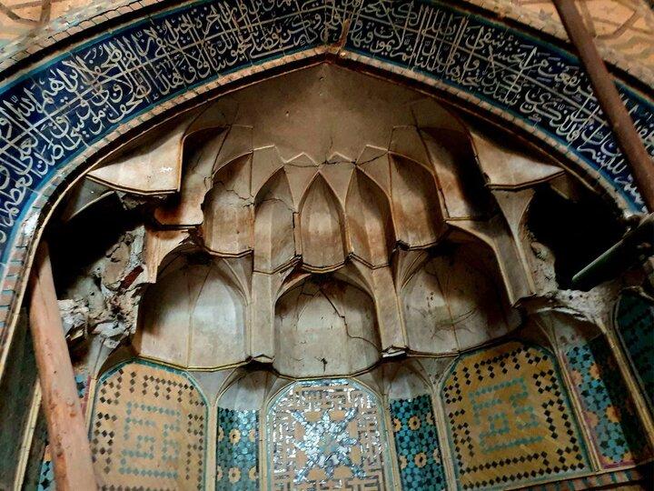 ۴ ویژگی خاص مسجد حاج رجبعلی سنگلج/ بی‌توجهی به مرمت مسجد ۱۸۰ ساله