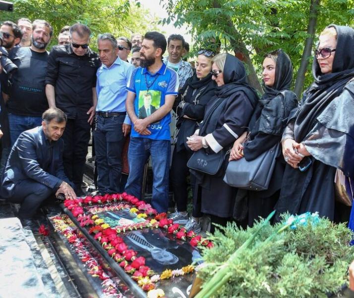 برگزاری سالگرد درگذشت ناصر حجازی با حضور مدیران باشگاه استقلال