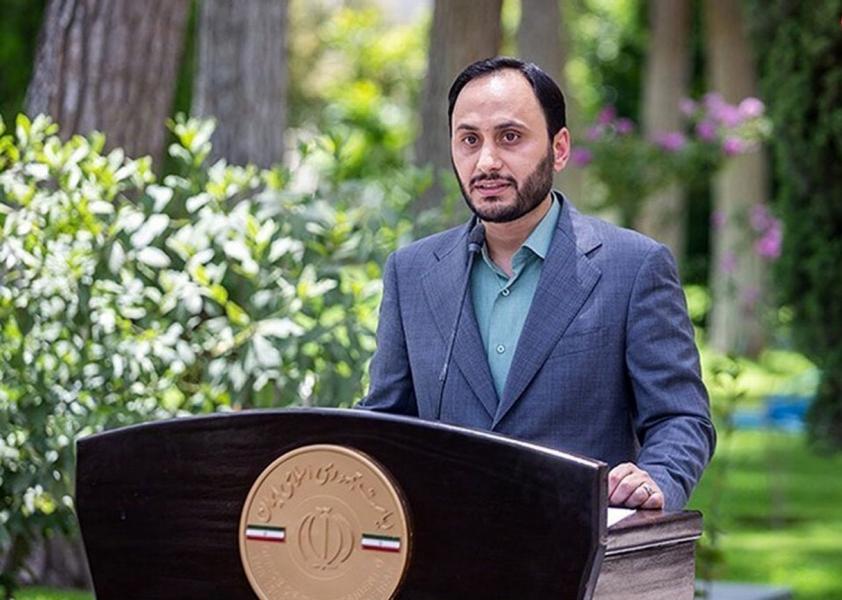 بهادری جهرمی: خودرو‌های کارکرده مناطق آزاد وارد کشور می‌شود