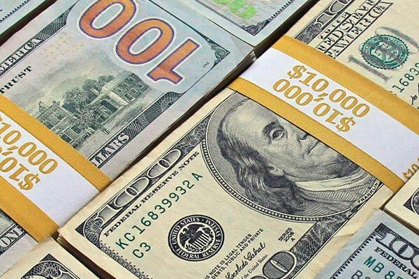 مقام سابق سیا، تاریخ پایان هژمونی دلار را اعلام کرد