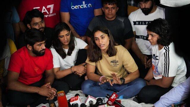 ماجرای تجاوز رییس فدراسیون به ۷ کشتی‌گیر هندی/ اتحادیه جهانی تهدید به تعلیق کرد