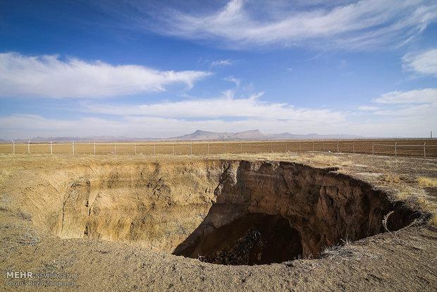 خطر فرونشست زمین جدی است/تهدید از مزرعه تا راه و ساختمان