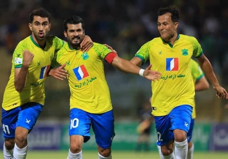 مدیران صنعت نفت در انتظار جلسه با طالب ریکانی