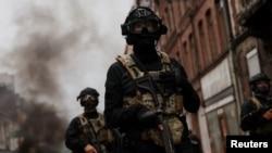  بحران در فرانسه؛  مکرون: نوجوانان را در خانه نگه دارید