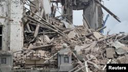 در حمله موشکی روسیه به شهر زاپوریژیا در اوکراین چهار نفر کشته شدند 