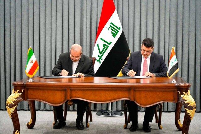 امضای سند تهاتر نفت با گاز توسط سفیر ایران در بغداد