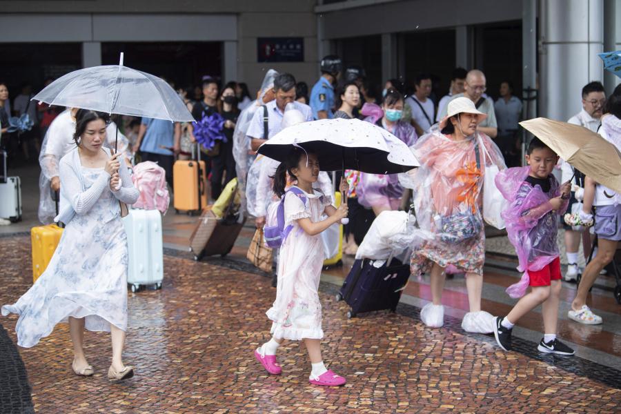 طوفان تالیم جنوب چین و ویتنام را درنوردید؛ هزاران نفر از مناطق بحرانی تخلیه شدند