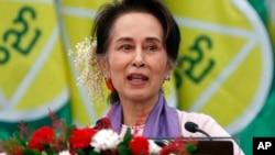 عفو «هفت هزار زندانی» در برمه؛ سوچی در حصر خانگی می‌ماند