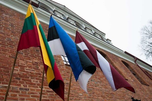 استونی: شهروندان روس را اخراج نمی‌کنیم