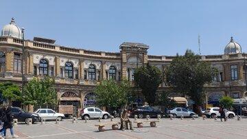 میدان حسن آباد تهران ۷۰ سال قبل این شکلی بود؛ این مجسمه مفقود شد/ عکس