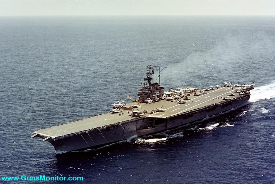 حادثه در ناو هواپیمابر آمریکایی که 21 جنگنده و 134 نفر را پودر کرد!