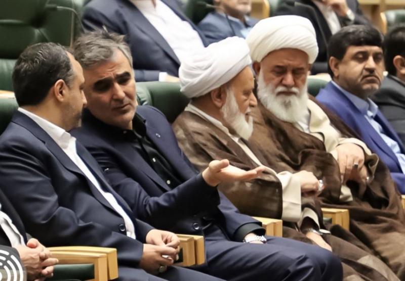 بانکداری اسلامی مبنای نظام بانکی کشور است، اما هنوز از جانب جامعه مذهبی راضی کننده نیست