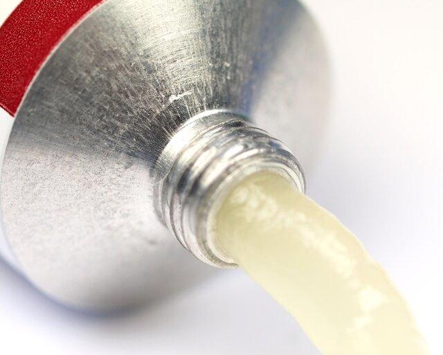 درمان عوارض عرق‌سوز شدن با پماد گیاهی