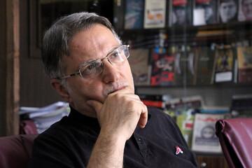 پیشنهاد متفاوت اصلاح طلب معروف به مسئولان / آیا قدرت عزم آن دارد تا برای نجات پوست خویش، پوست بیندازد؟