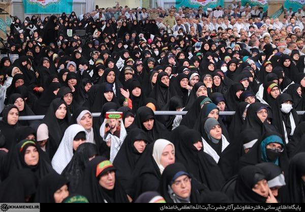 جهاد مسکن؛ مطالبه دختر شهید در محضر رهبر انقلاب / خانه مناسب، میدان جهاد مادران ایرانی است