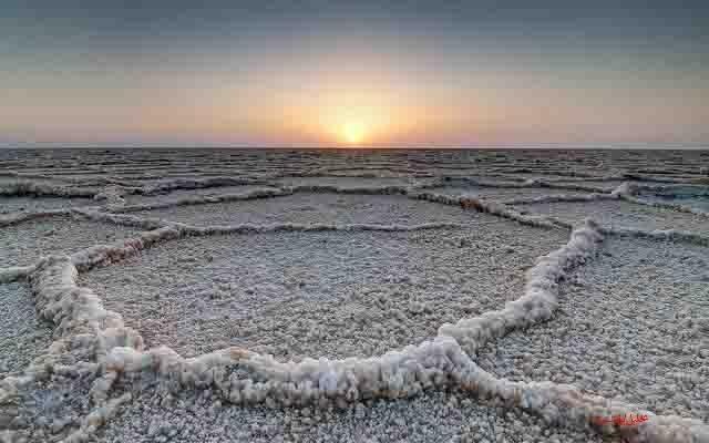 صدور پروانه بهره‌برداری معدنی در دریاچه نمک قم بدون کسب مجوز زیست محیطی بوده است