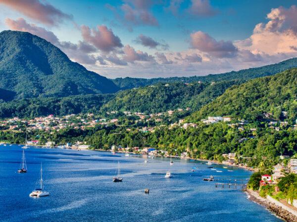 دزدان دریایی کارائیب: چگونه یک کشور‌ جزیره‌ای دسترسی رایگان به اتحادیه اروپا را می‌فروشد؟