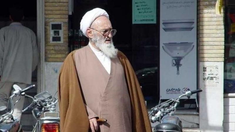 ماجرای خروج علامه حسن زاده از دین و ورود دوباره