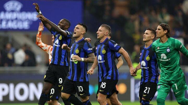 منچستر امیدوار به صعود ماند/ خیال راحت رئال با تثبیت صدرنشینی