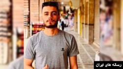 صادق قاسمی، خواننده رپ، در اهواز بازداشت شد
