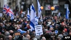 هزاران نفر از جمله بوریس جانسون در راهپیمایی ضد یهودستیزی لندن شرکت کردند