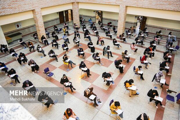 کدام دانشجویان و دانش‌آموختگان امکان ثبت‌نام در کنکور ۱۴۰۳ دارند