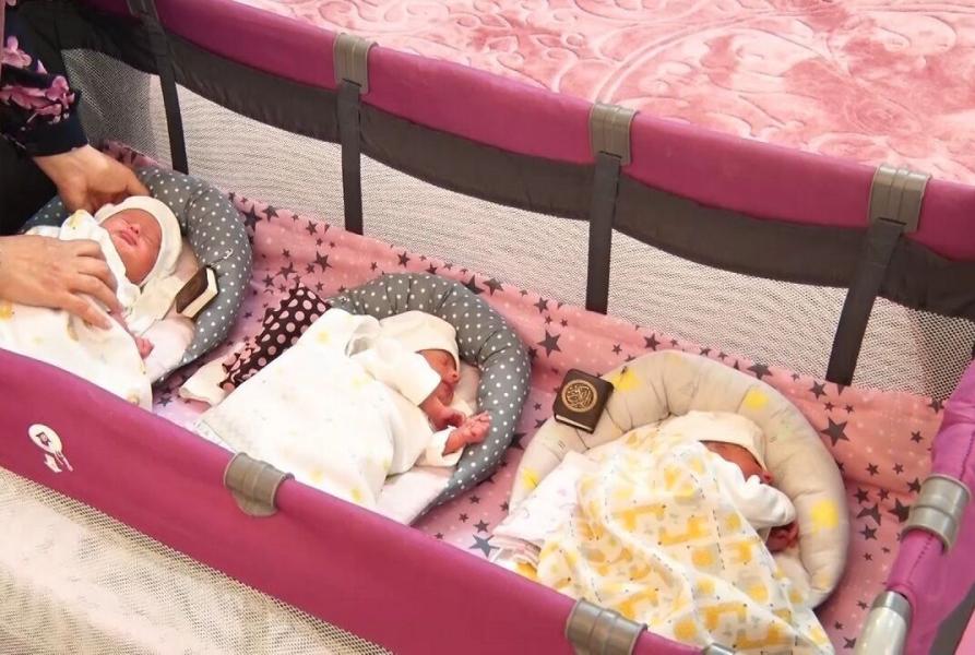 خانه دار شدن سه قلوهای شهرستان شوش