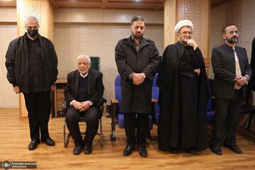 حضور کاندیدای جنجالی ریاست جمهوری در مراسم ختم همسر علامه طباطبایی/ نهاوندیان و بادامچیان هم آمدند +عکس