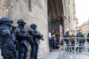 موج بازداشت‌های امنیتی اسلامگرایان در اتریش، آلمان و فرانسه در شب کریسمس - Gooya News