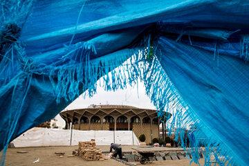 یک دیوار، هزار فاصله/ مگر محرمانه بود که هیچ‌کس خبر نداشت؟/ تبدیل عرصه‌ عمومی شهر به حیاط اختصاصی وزارت ارشاد!