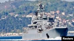 حمله به کشتی روسی مظنون به حمل پهپادهای ایرانی؛ ارتش اوکراین: از موشک‌های کروز استفاده کردیم