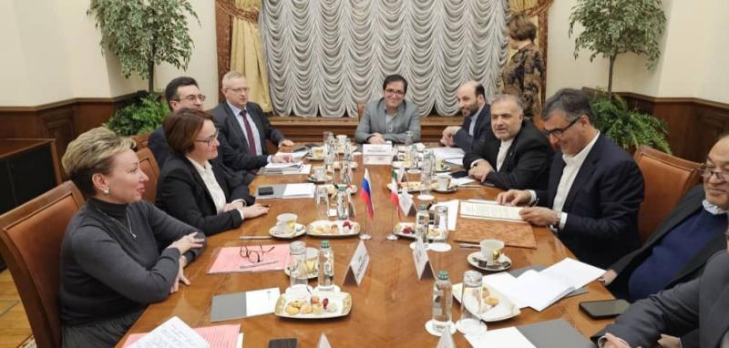 دیدار فرزین با طبیب اقتصاد روسیه/ فصل جدیدی از روابط پولی دو کشور آغاز می‌شود