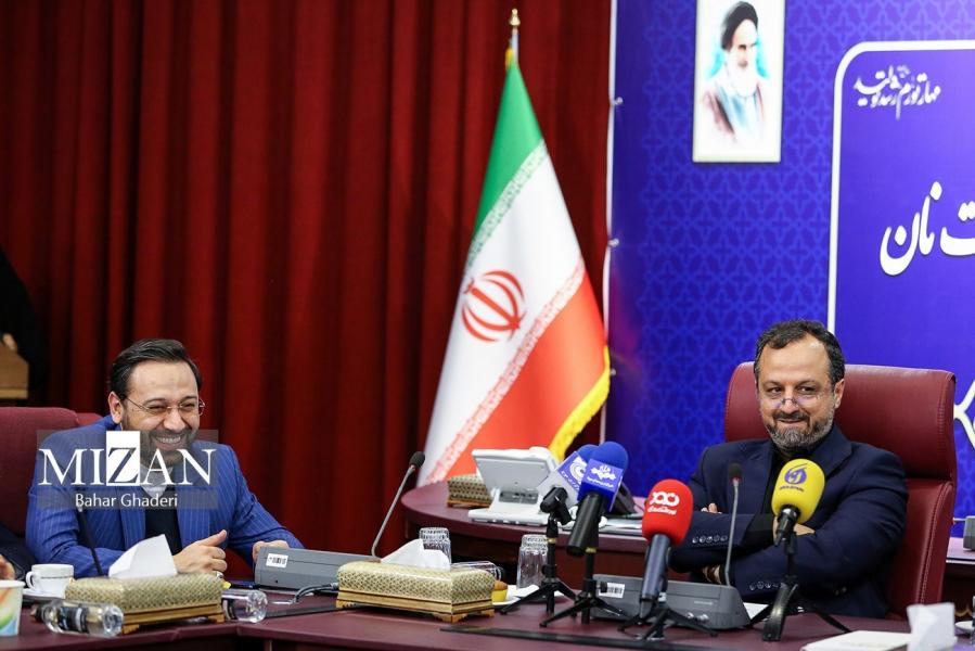 صمیمیت حاشیه‌ساز وزیران و نمایندگان مجلس!