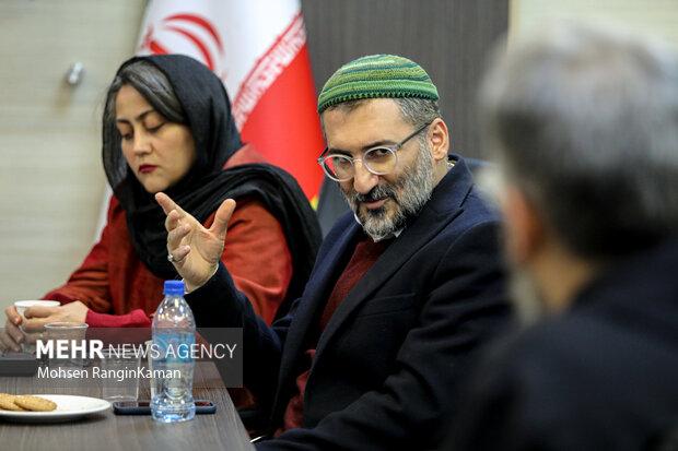 آدم‌هایی که قهرمان و ضدقهرمان زندگی‌شان هستند/ نمایشی از دل زندگی